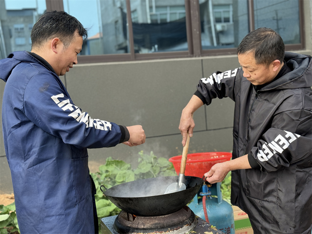 員工聚餐團建活動